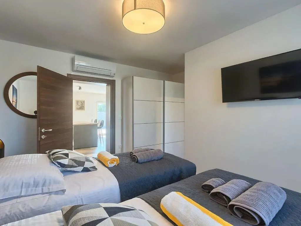 Villa Ani Comfortable Holiday Residence Sisan 0*,  Croatia
